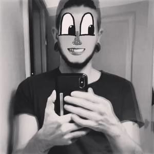 Meet your Posher, Derek